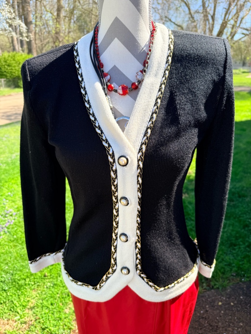 Vintage Nilani  petite Jamison Jacket Black and Cream Contrast Sz. S EUC